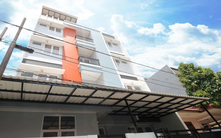 Отель Kamar Keluarga Tanah Abang Джакарта Экстерьер фото